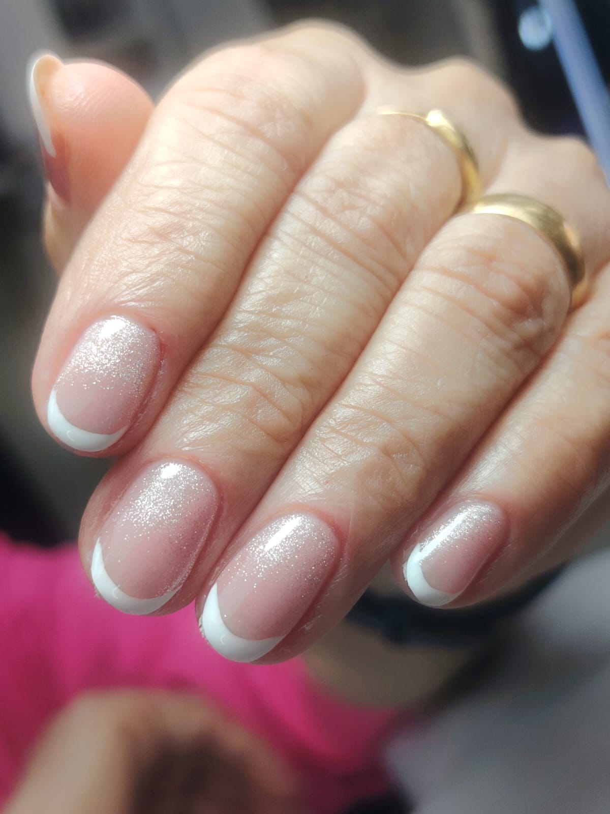 Cejas tatuadas semipermanentes definicion